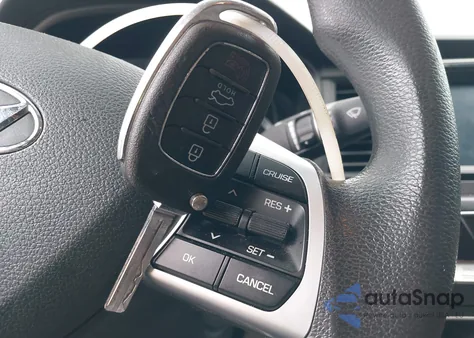 2018 Hyundai Sonata Se из США, поврежденный, VIN 5NPE24AF6JH720367